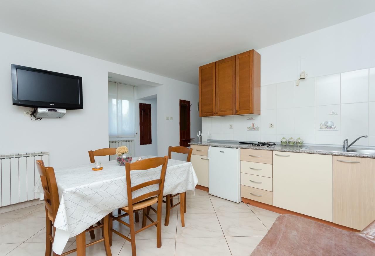 Apartment Zdenko Rovinj Exterior photo